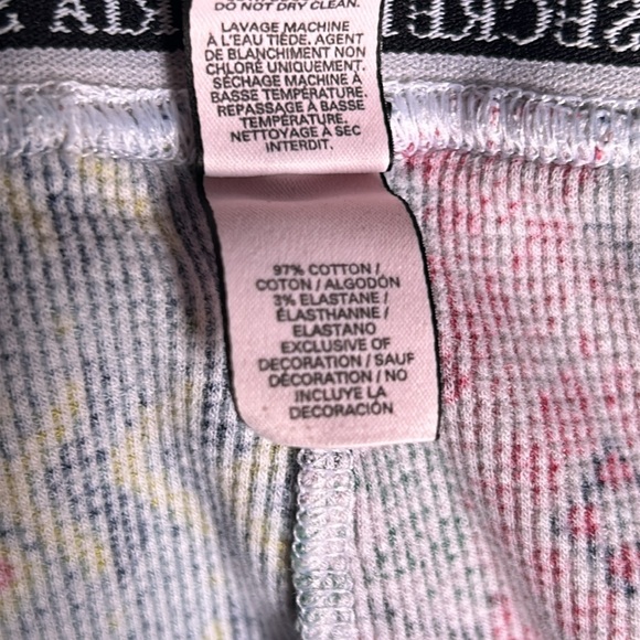 Victoria’s Secret thermal holiday print jogger pajama pants size medium - Picture 4 of 4